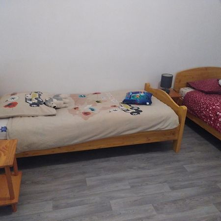 La Villa Sokriss Lanvallay ภายนอก รูปภาพ
